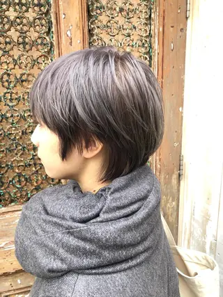 ショート カラー 舘野 太嘉宏のヘアスタイル