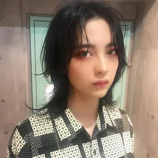 ミディアム カラー ホワイト&レイヤーカ ットエクステ長畠俊輔のヘアスタイル