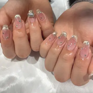 ネイル Chisa Nail Studio所属・リ リのネイルデザイン