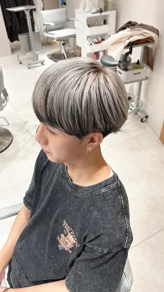 カラー メンズ 鈴木 あやかのヘアスタイル