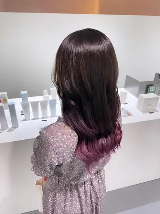 セミロング LEF TATEMACHI所属・西山祐生/ハイトーン /ケアブリーチ/艶髪のヘアスタイル