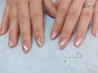 ネイル YUMI NAGAI  のネイルデザイン