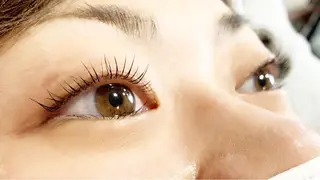 マツエク・マツパ 平本 清夏のマツエク・マツパデザイン