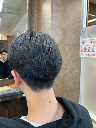 ショート メンズ メンズパーマ特化 カバヤマ　リョウのヘアスタイル