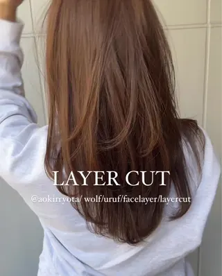 ロング カラー SALOWIN新宿三丁目【サロウィン】所属・レイヤー🔶髪質改善 🔶透明感カラー青木のヘアスタイル