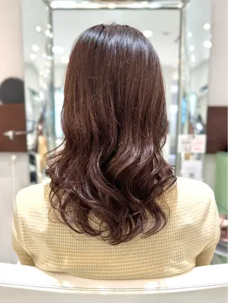 ロング カラー パーマ コテ巻き風パーマ/ キミシマカイトのヘアスタイル