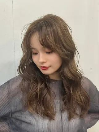 ロング new open Farbeのヘアスタイル