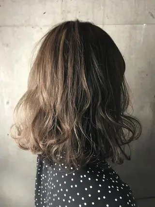 ミディアム カラー パーマ ヘアアレンジ 今井 由佳のヘアスタイル