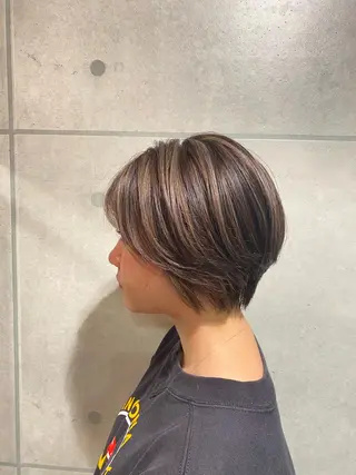 ショート カラー 髪質改善カラー🫧 舘田千乃のヘアスタイル