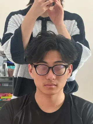 ショート パーマ メンズ iLo highlight NARITA所属・髙橋 悠也 ／メンズ特化のヘアスタイル