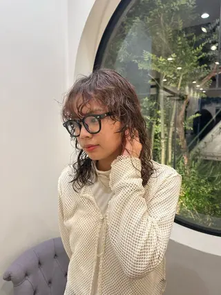 ミディアム ロジェブルー 川合【和泉中央】のヘアスタイル