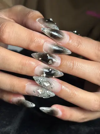 ネイル ✴︎ Delightのネイルデザイン