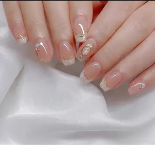 ネイル T. Leeのネイルデザイン