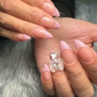 ネイル Laki nailのネイルデザイン