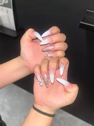 ネイル Naru Kelinailのネイルデザイン