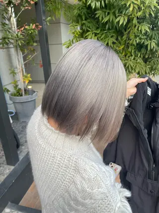 カラー 栗林 茉那のヘアスタイル