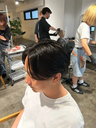 ショート パーマ メンズ become men's hair 名駅店所属・名駅/フェザーパーマ 韓国ヘア/森岡のヘアスタイル