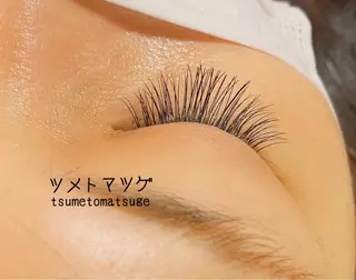 ミディアム マツエク・マツパ ツメトマツゲ .のネイルデザイン