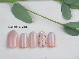 ネイル atelier la vita所属・lavita. mimuraのネイルデザイン