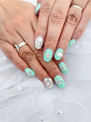 ネイル 五十嵐 美智のネイルデザイン