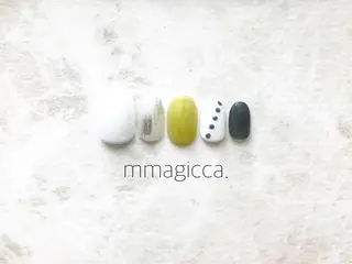 ネイル mmagicca. 【 まじか. 】のネイルデザイン