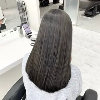 ロング カラー モテ艶🪄透明感カラ ー🦋RION🦋のヘアスタイル