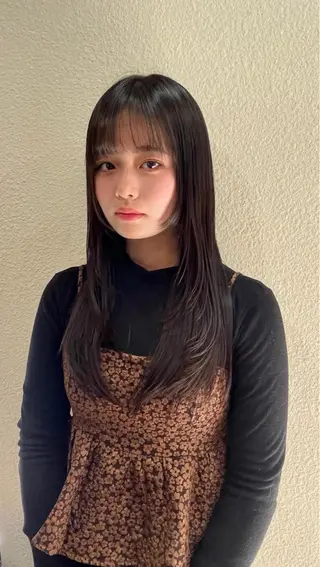 ロング ダブルカラーベージュ カラー/tuburaのヘアスタイル