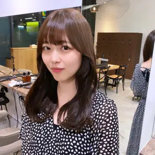 セミロング カラー ヘアアレンジ FERiCIA.  表参道所属・レイヤーカット 🪄吉野翔悟のヘアスタイル