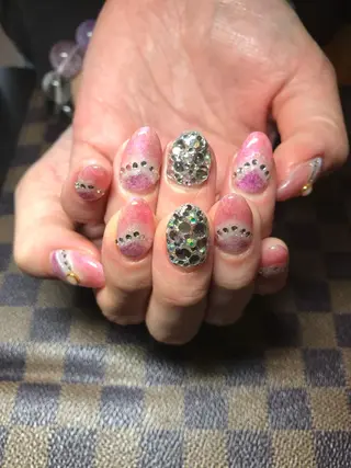 ネイル みんなの店所属・仲谷 つかさのエステ・リラクイメージ