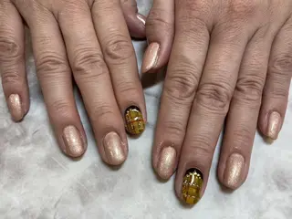 ネイル ネイルリボン 受付スタッフのネイルデザイン