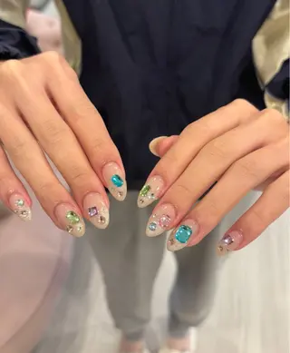 ネイル EASEN 伊藤 深秋のネイルデザイン