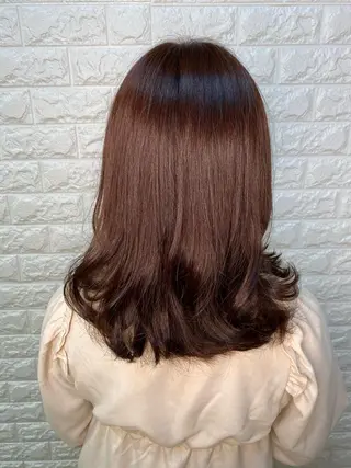セミロング 金沢 広美のヘアスタイル