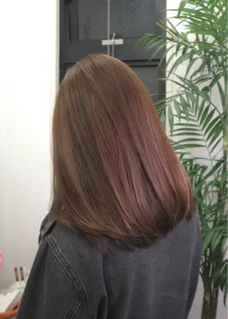 セミロング カットモデル/ 透明感ヘア/成瀬裕介のヘアスタイル