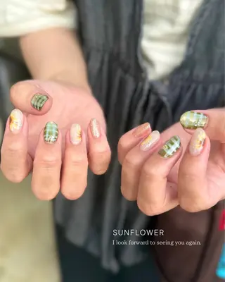 ネイル Seemly 千田町店所属・フラワーパラジェル 🌸シームリーエミのネイルデザイン