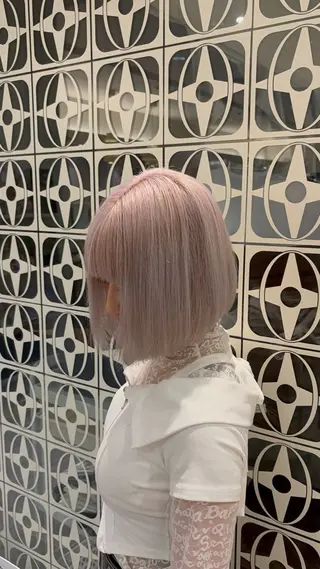 ショート Hair'sGallery 堺高島屋店所属・大亀 佑月 👑ハイトーン👑のヘアスタイル