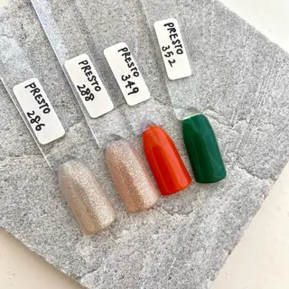 ネイル Nail salon R⋆*のネイルデザイン