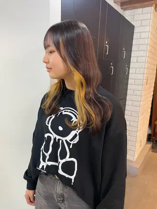 セミロング 横山 奈央のヘアスタイル
