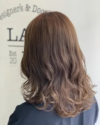 セミロング カラー ヘアアレンジ ◎モチマル チアキ◎のヘアスタイル