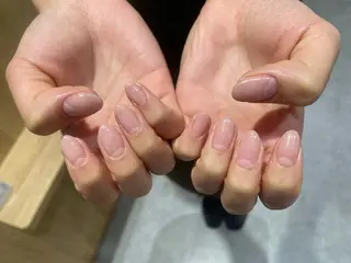 ネイル Lily博多店所属・Lily博多 石井のネイルデザイン