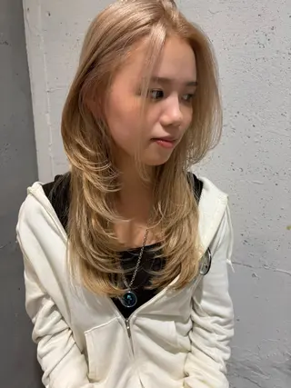 ロング カラー Juna✂️ レイヤー / ボブのヘアスタイル