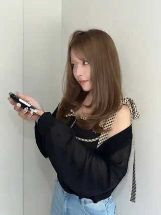 ロング カラー 松本 雪愛のヘアスタイル