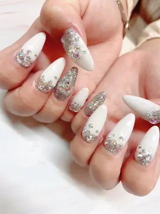 ネイル 柘植 祐子のネイルデザイン