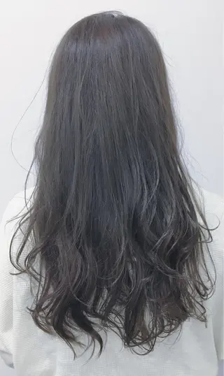 ロング カラー tipi 香椎・千早のヘアスタイル