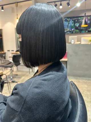 ミディアム YURIK Aのヘアスタイル