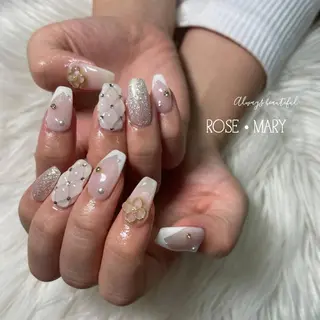 ネイル ROSE・ MARY 鈴木のネイルデザイン