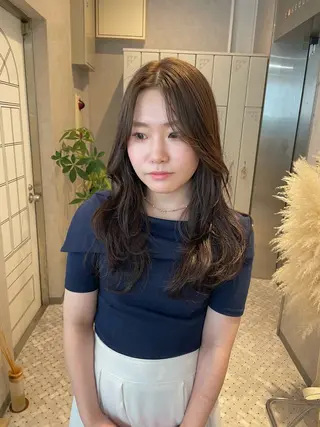 セミロング 女性スタイリスト専門サロン Zina 天神西通り所属・艶髪韓国ヘア MANAMI🎀のヘアスタイル
