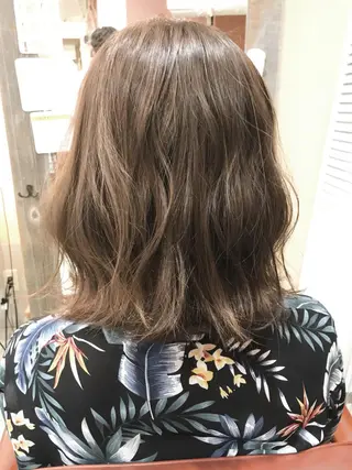 ミディアム カラー パーマ 増子 幹樹のヘアスタイル