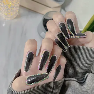 ネイル NEO Beauty Salon所属・𝐍𝐄𝐎 𝐉𝐔𝐑𝐈のネイルデザイン