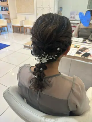 セミロング ヘアアレンジ 宮永 璃沙のヘアスタイル