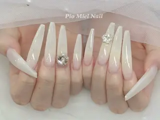 ロング Pio Mielのネイルデザイン